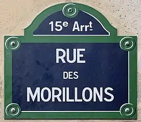 Voir la plaque.