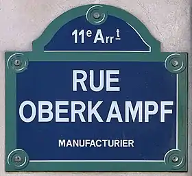 Voir la plaque.