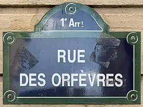 Voir la plaque.