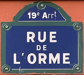 Voir la plaque.