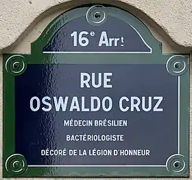 Voir la plaque.