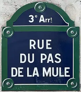 Voir la plaque.