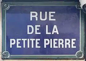 Voir la plaque.