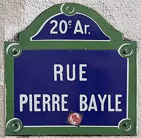 Voir la plaque.