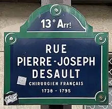 Voir la plaque.