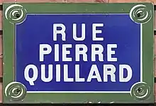 Voir la plaque.