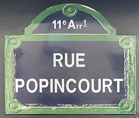 Voir la plaque.