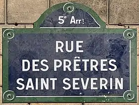 Voir la plaque.