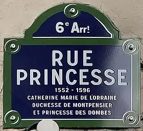 Voir la plaque.