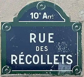 Voir la plaque.