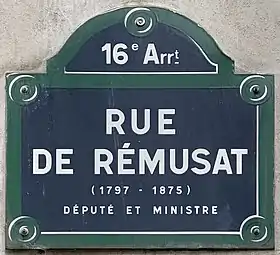 Voir la plaque.