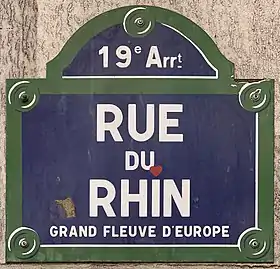 Voir la plaque.