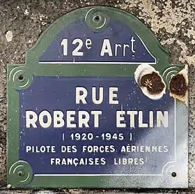 Voir la plaque.