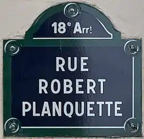 Voir la plaque.