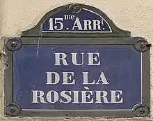 Voir la plaque.