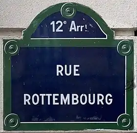 Voir la plaque.