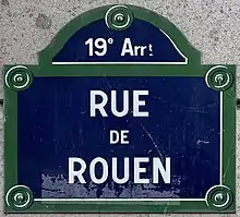 Voir la plaque.