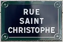 Voir la plaque.