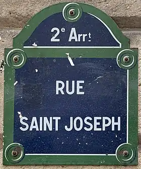 Voir la plaque.