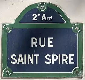 Voir la plaque.