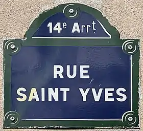 Voir la plaque.