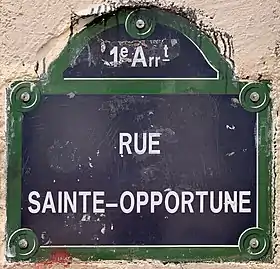 Voir la plaque.