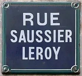 Voir la plaque.