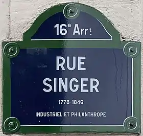 Voir la plaque.