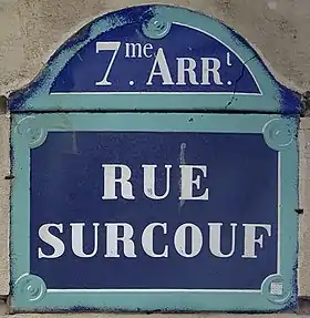 Voir la plaque.