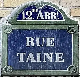 Voir la plaque.