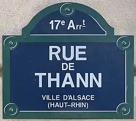 Voir la plaque.