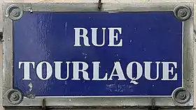 Voir la plaque.