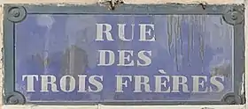 Voir la plaque.