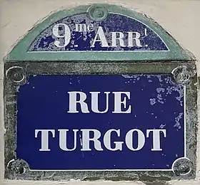 Voir la plaque.