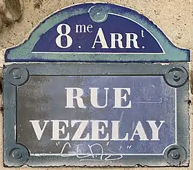 Voir la plaque.