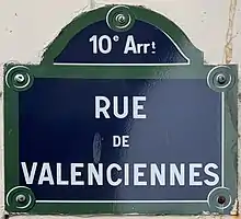 Voir la plaque.