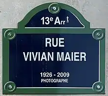 Voir la plaque.