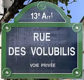 Voir la plaque.