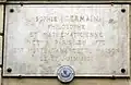 La plaque à la mémoire de Sophie Germain.