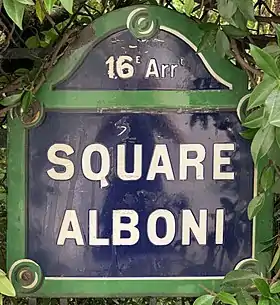 Voir la plaque.