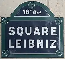 Voir la plaque.