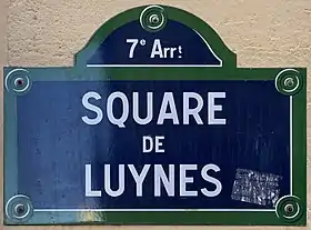 Voir la plaque.