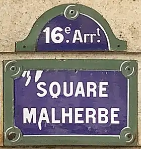 Voir la plaque.