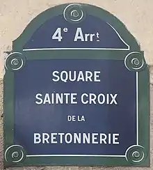 Voir la plaque.