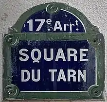 Voir la plaque.