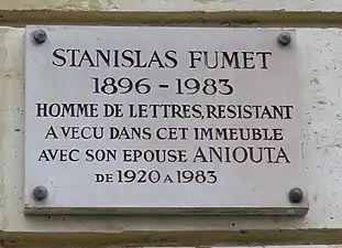 Plaque au 15, rue Linné.