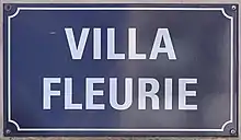 Voir la plaque.