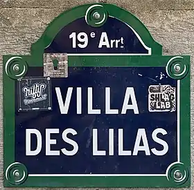 Voir la plaque.