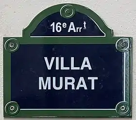 Voir la plaque.