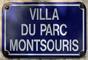 Voir la plaque.